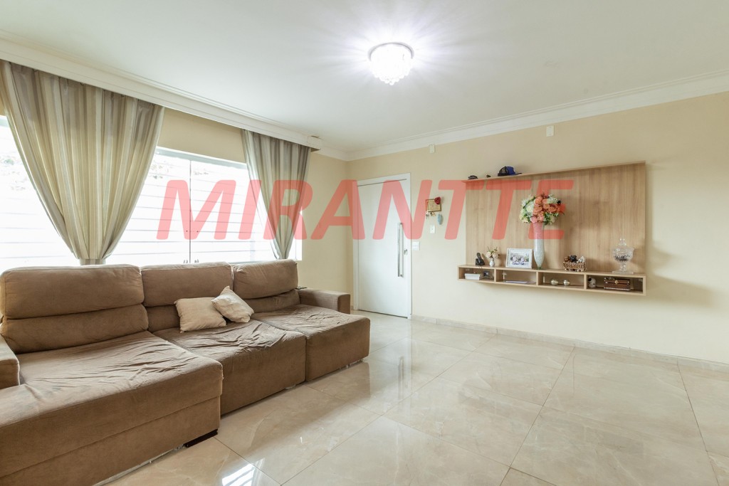 Sobrado de 215m² com 3 quartos em Palmas Do Tremembé