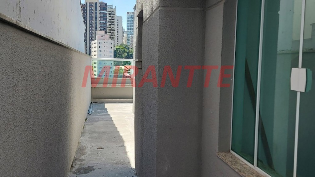 Sobrado de 220m² com 3 quartos em Santa Terezinha