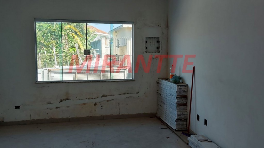 Sobrado de 220m² com 3 quartos em Santa Terezinha