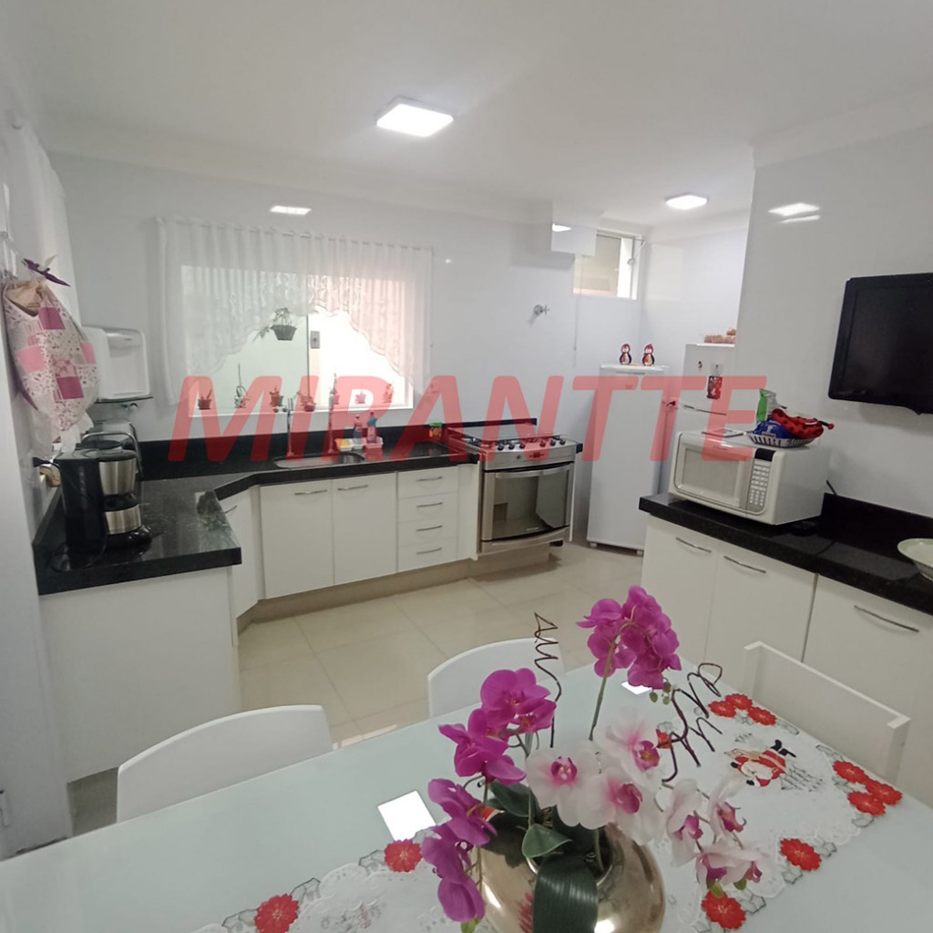 Sobrado de 240m² com 5 quartos em Vila Isolina Mazzei