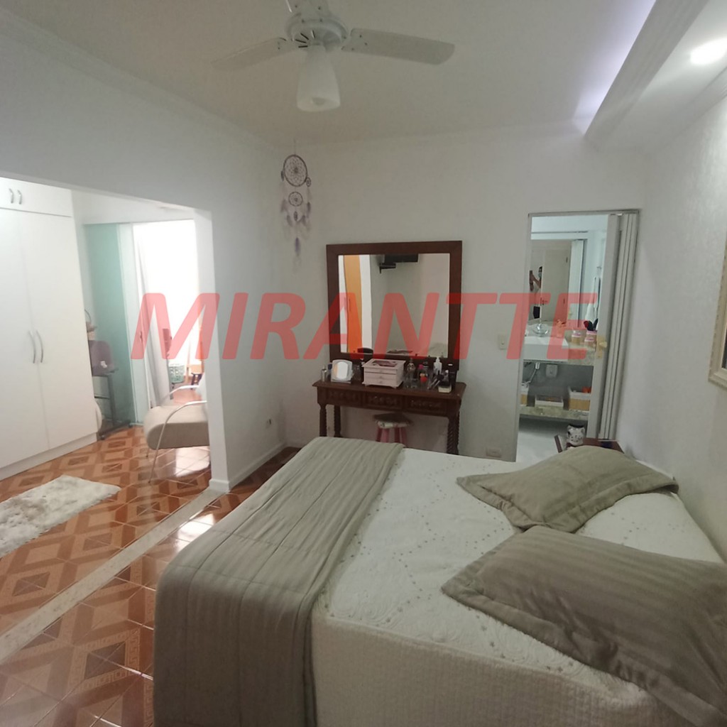 Sobrado de 240m² com 5 quartos em Vila Isolina Mazzei