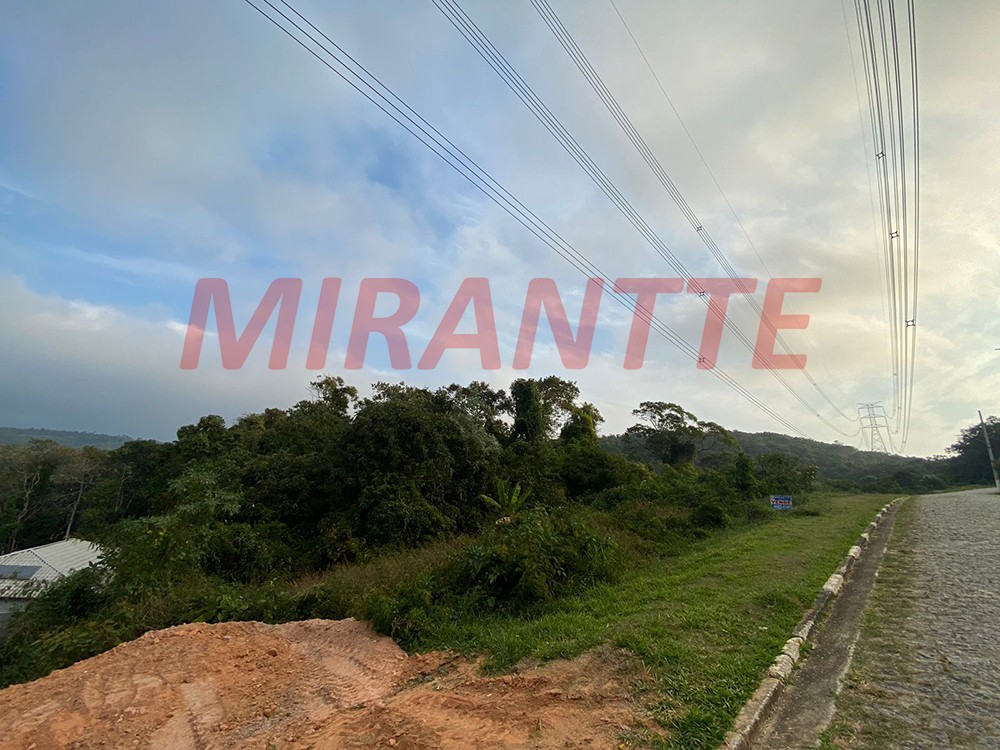 Terreno de 3090m² em Serra Da Cantareira