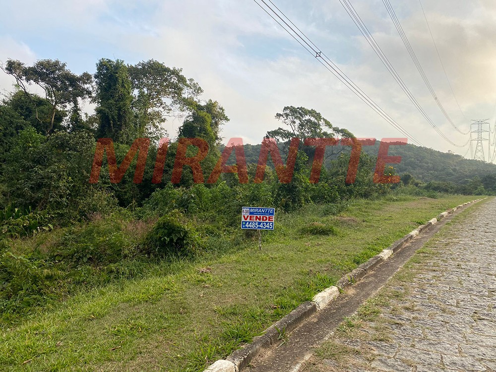 Terreno de 3090m² em Serra Da Cantareira