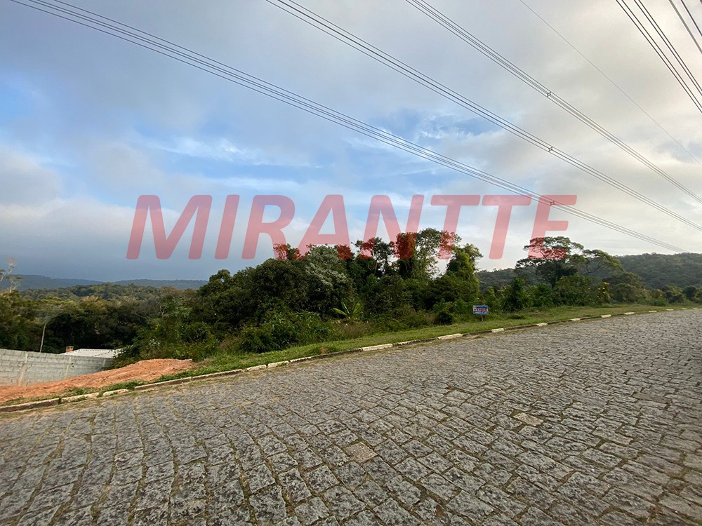 Terreno de 3090m² em Serra Da Cantareira