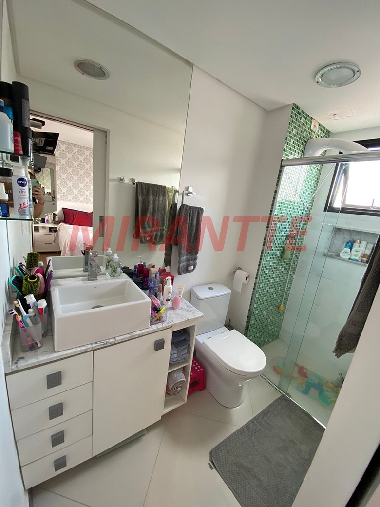 Apartamento de 57m² com 2 quartos em Santa Teresinha