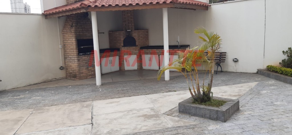 Apartamento de 57m² com 2 quartos em Santa Teresinha