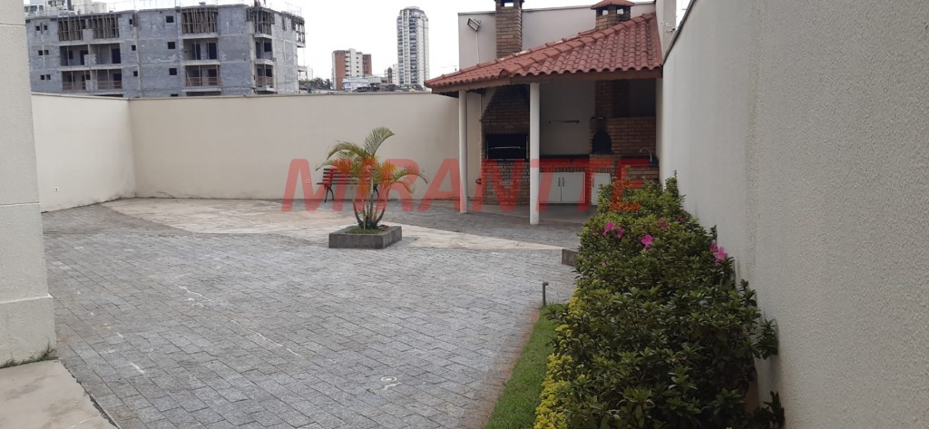 Apartamento de 57m² com 2 quartos em Santa Teresinha