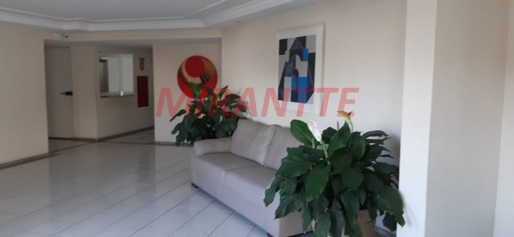 Apartamento de 57m² com 2 quartos em Santa Teresinha