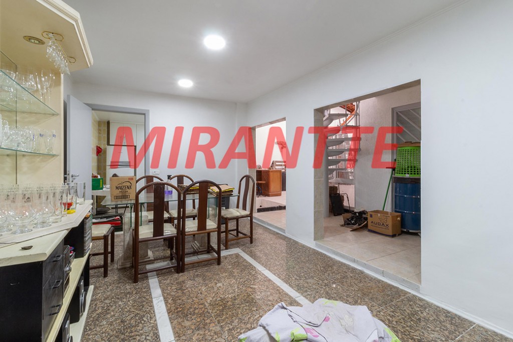 Sobrado de 160m² com 3 quartos em Vila Ester