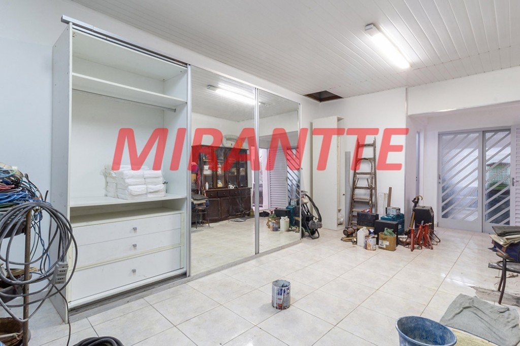 Sobrado de 160m² com 3 quartos em Vila Ester