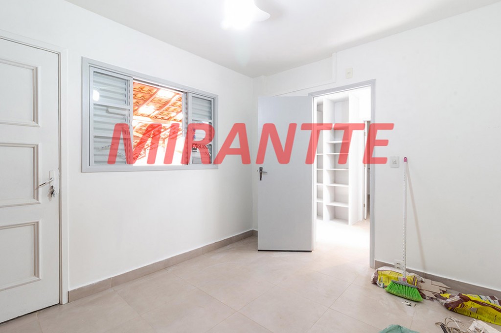 Sobrado de 160m² com 3 quartos em Vila Ester