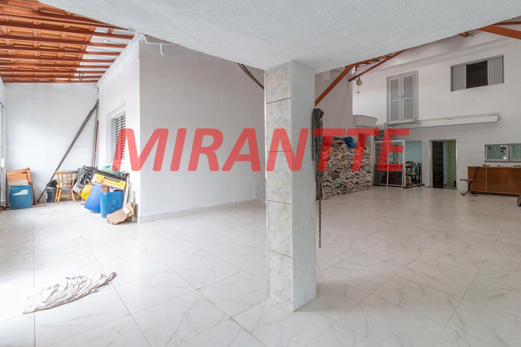 Sobrado de 160m² com 3 quartos em Vila Ester