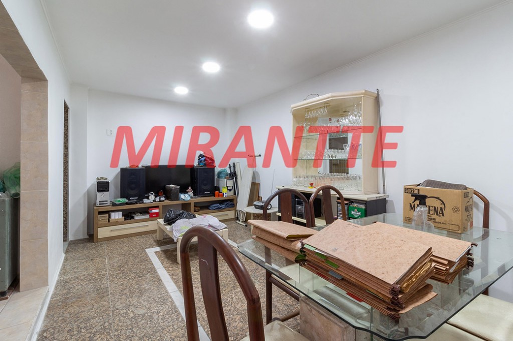Sobrado de 160m² com 3 quartos em Vila Ester