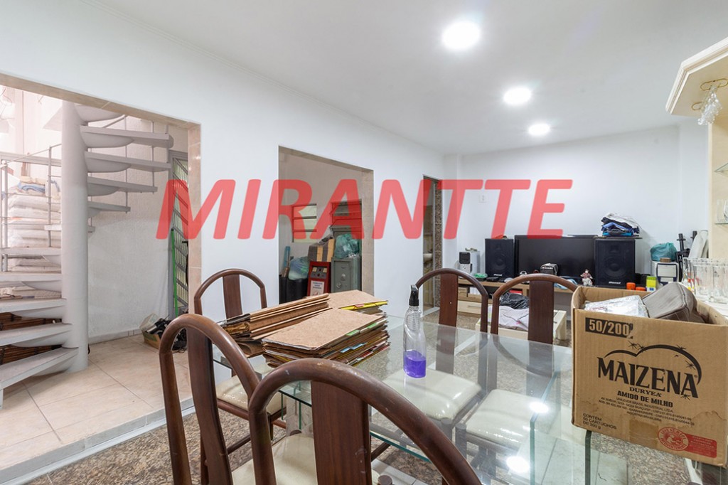 Sobrado de 160m² com 3 quartos em Vila Ester