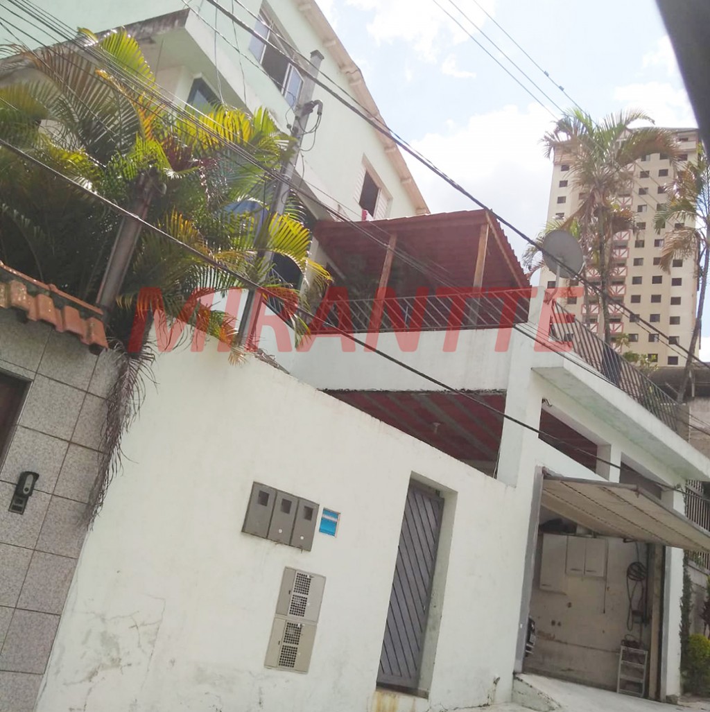 Sobrado de 240m² com 6 quartos em Parque Mandaqui