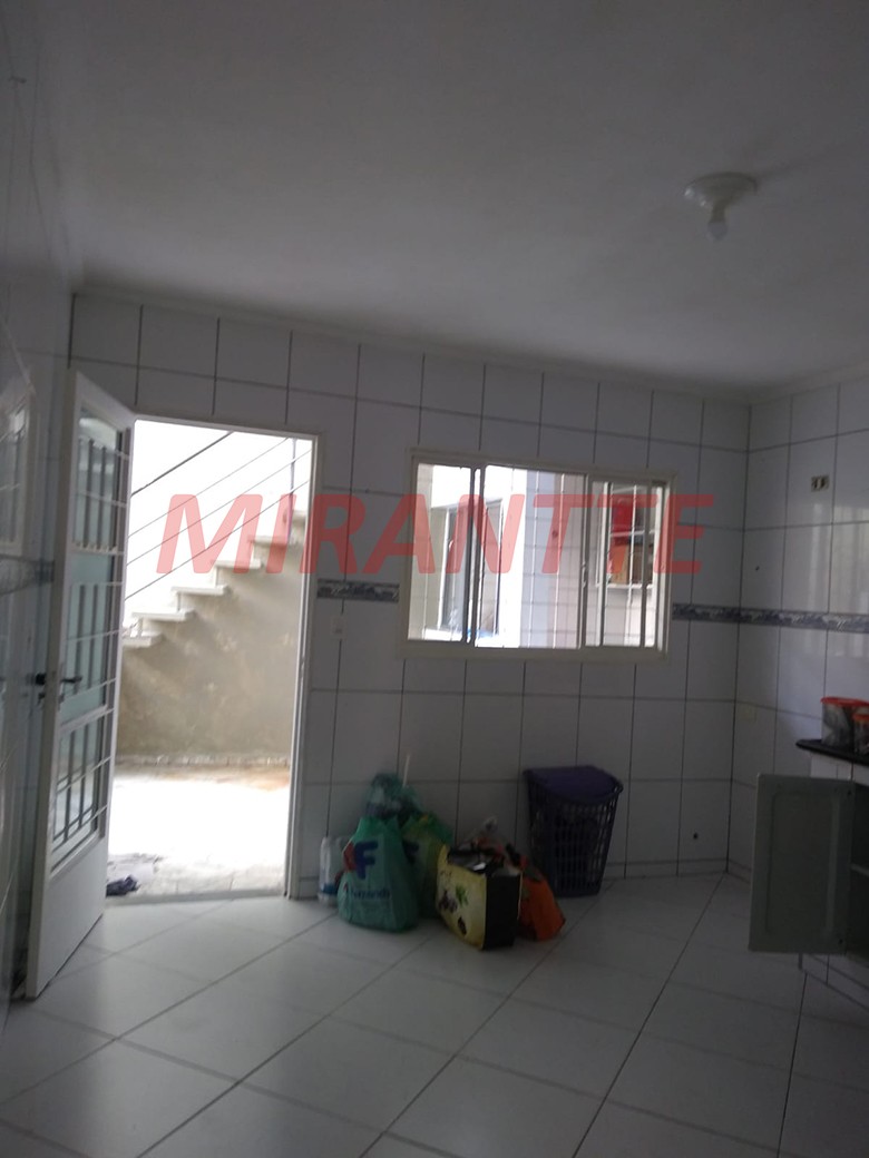 Sobrado de 240m² com 6 quartos em Parque Mandaqui