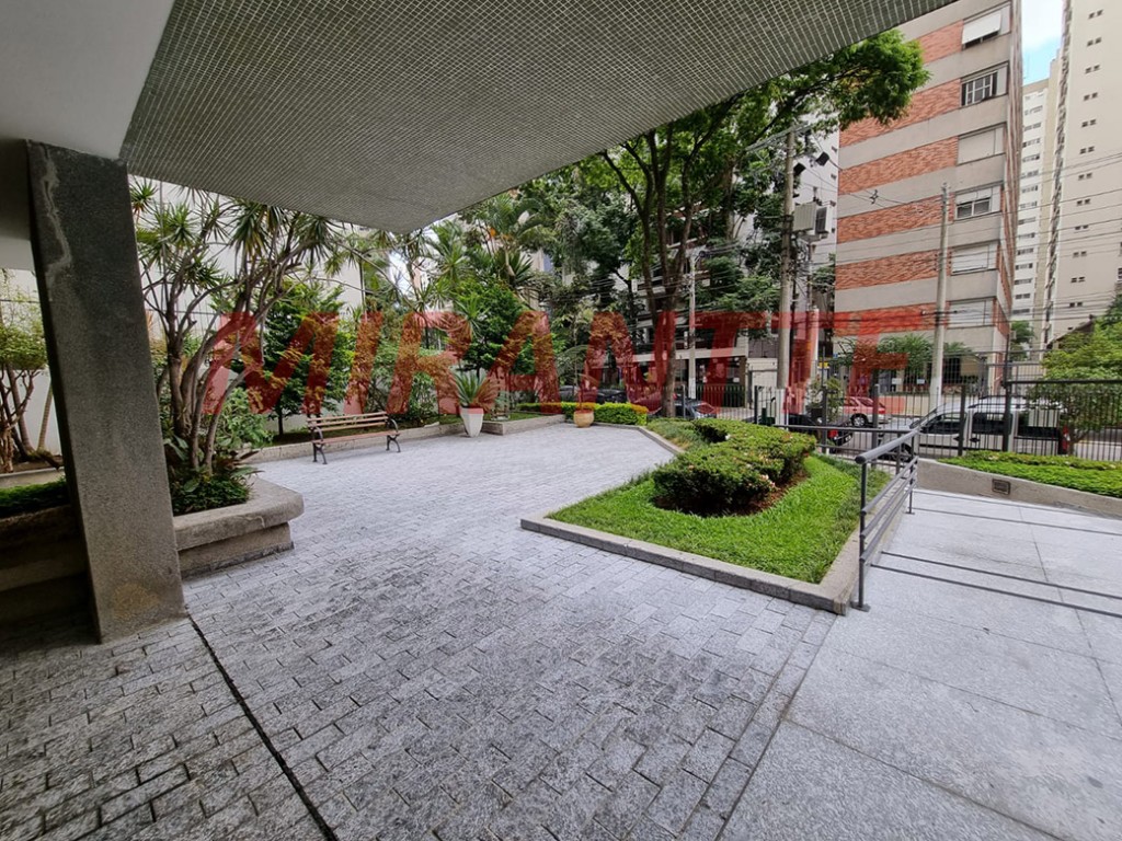 Apartamento de 234m² com 3 quartos em Higienópolis