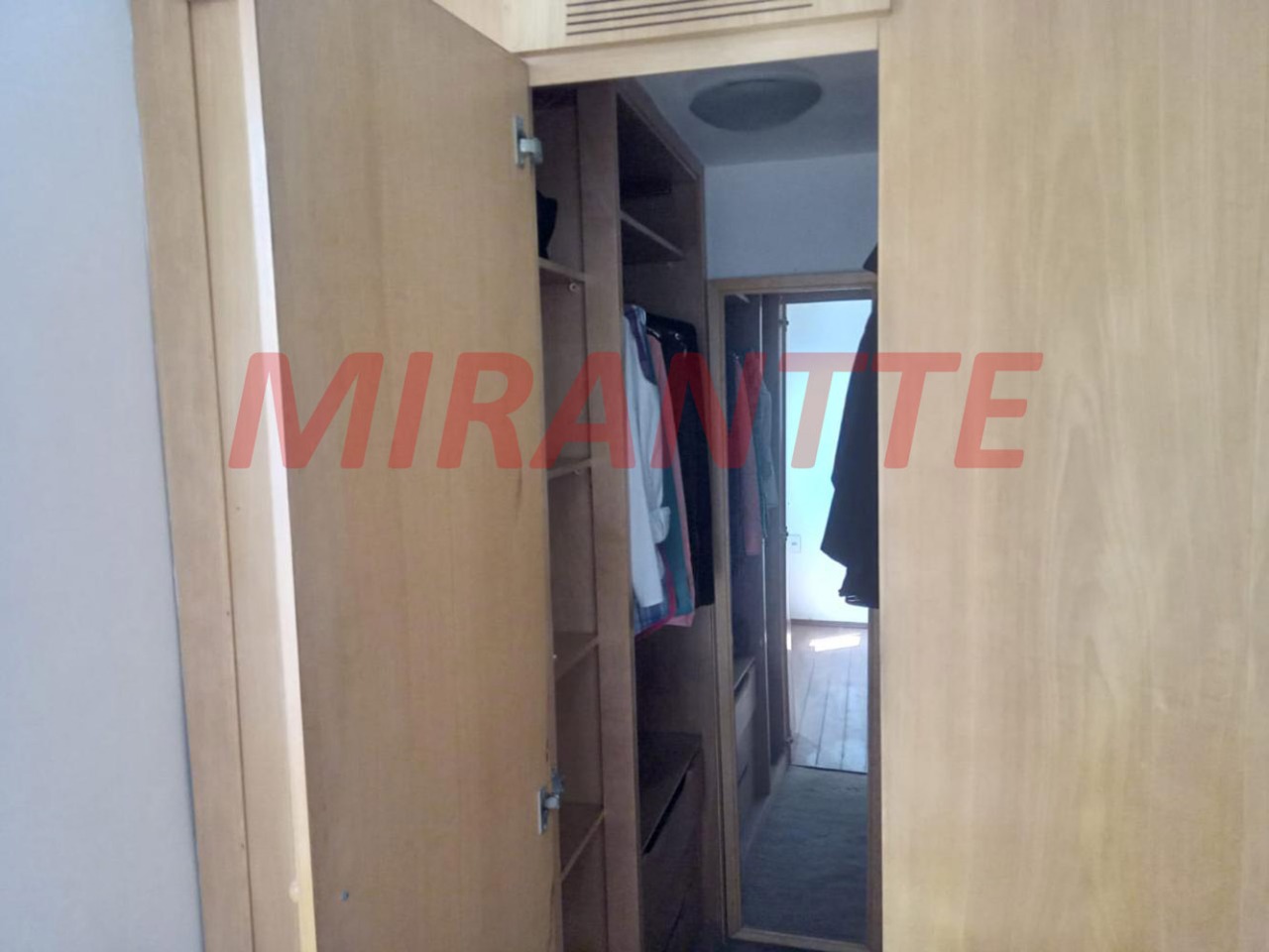 Sobrado de 143m² com 2 quartos em Santana