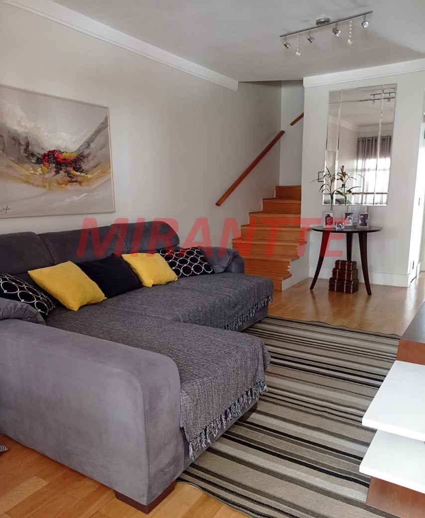 Sobrado de 106m² com 2 quartos em Horto Florestal