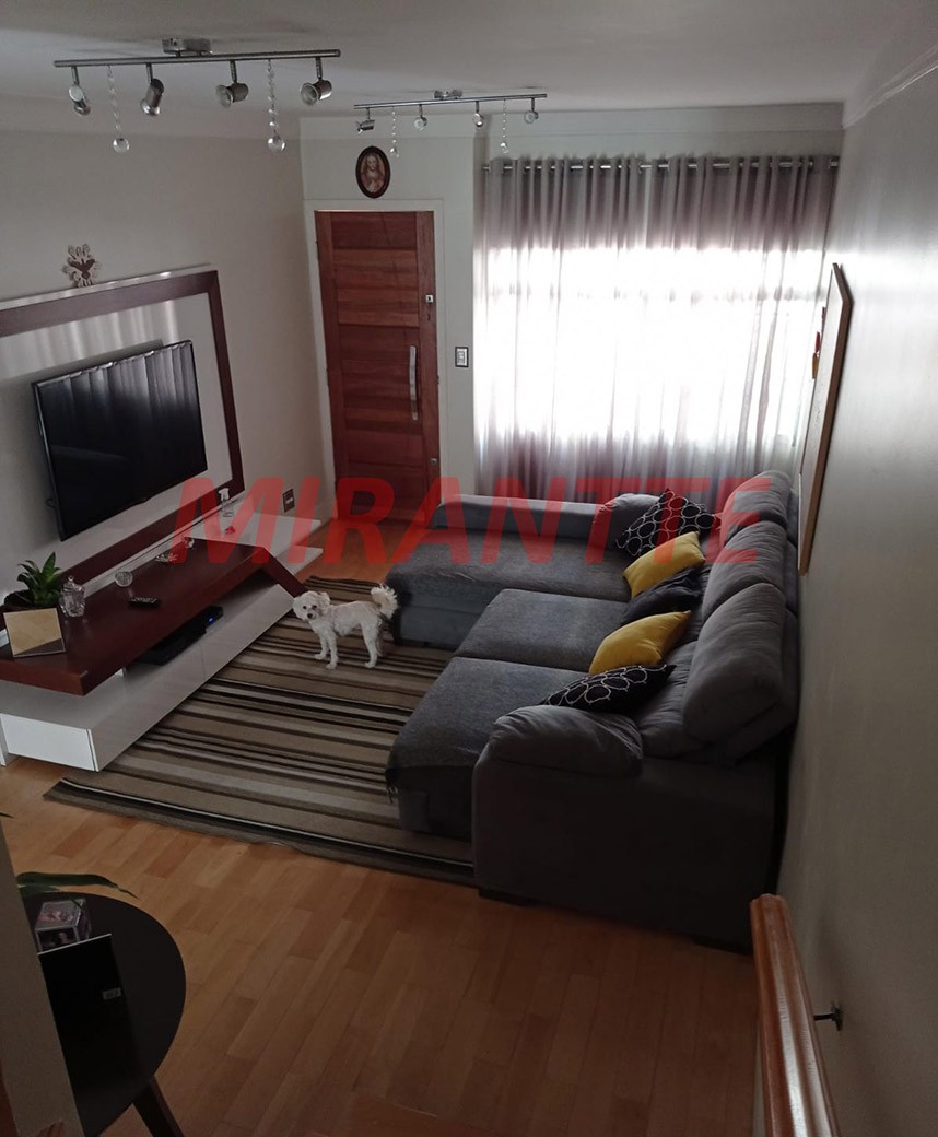 Sobrado de 106m² com 2 quartos em Horto Florestal