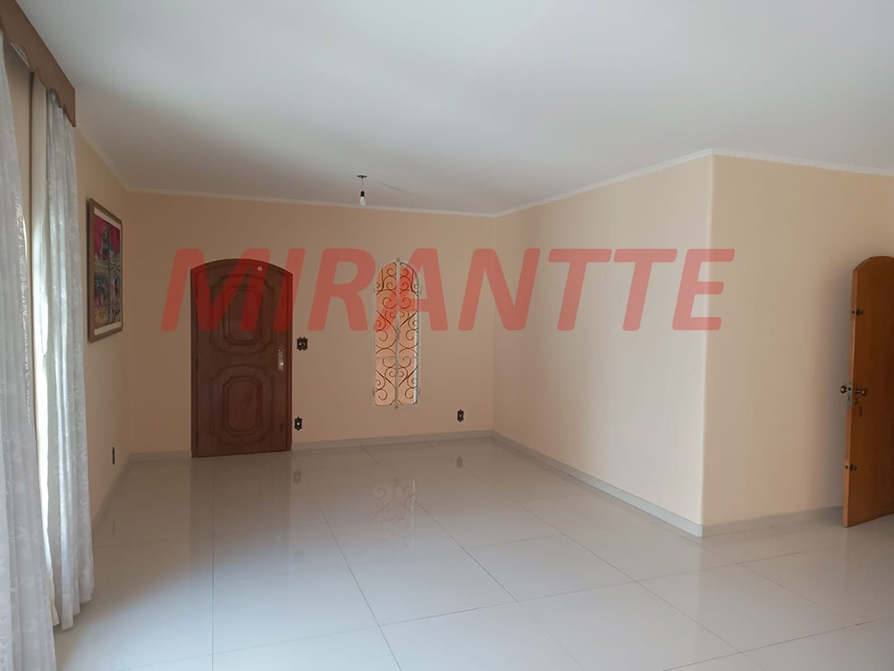 Casa terrea de 280m² com 4 quartos em Jardim Virginia Bianca