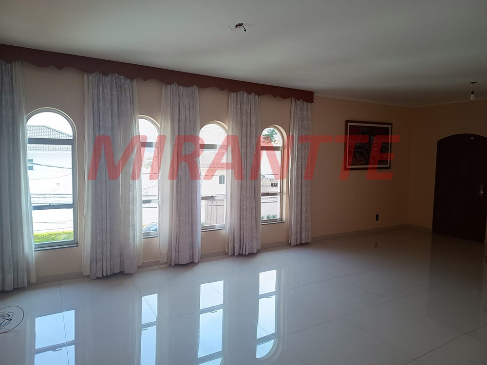 Casa terrea de 280m² com 4 quartos em Jardim Virginia Bianca