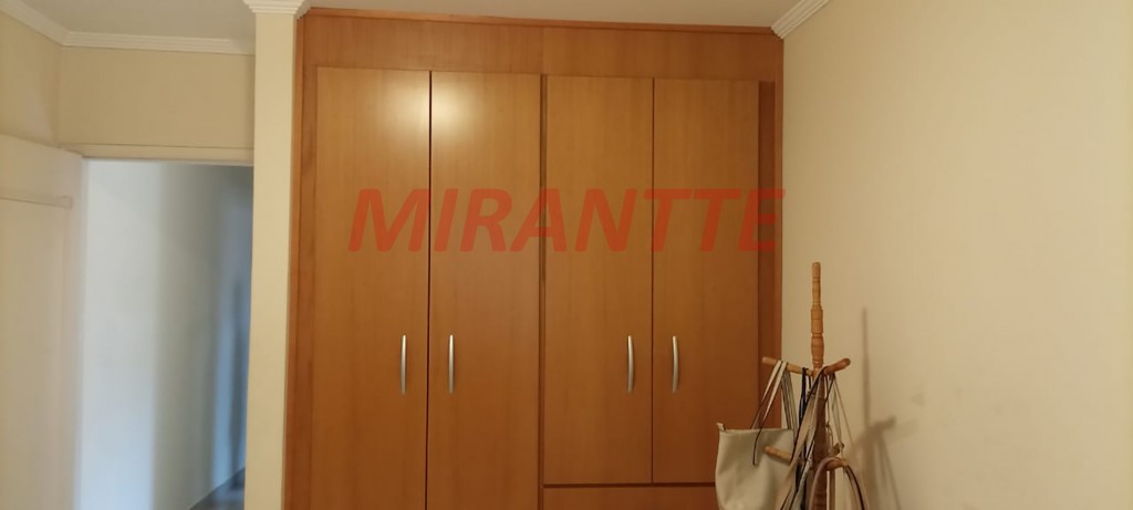 Sobrado de 180m² com 2 quartos em Santa Teresinha