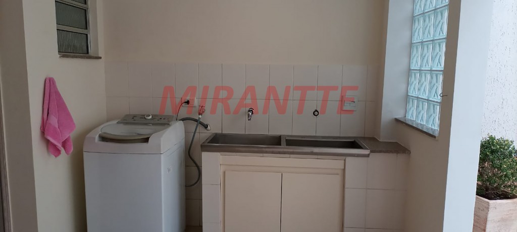 Sobrado de 180m² com 2 quartos em Santa Teresinha
