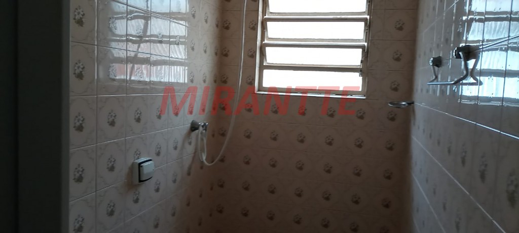 Sobrado de 180m² com 2 quartos em Santa Teresinha