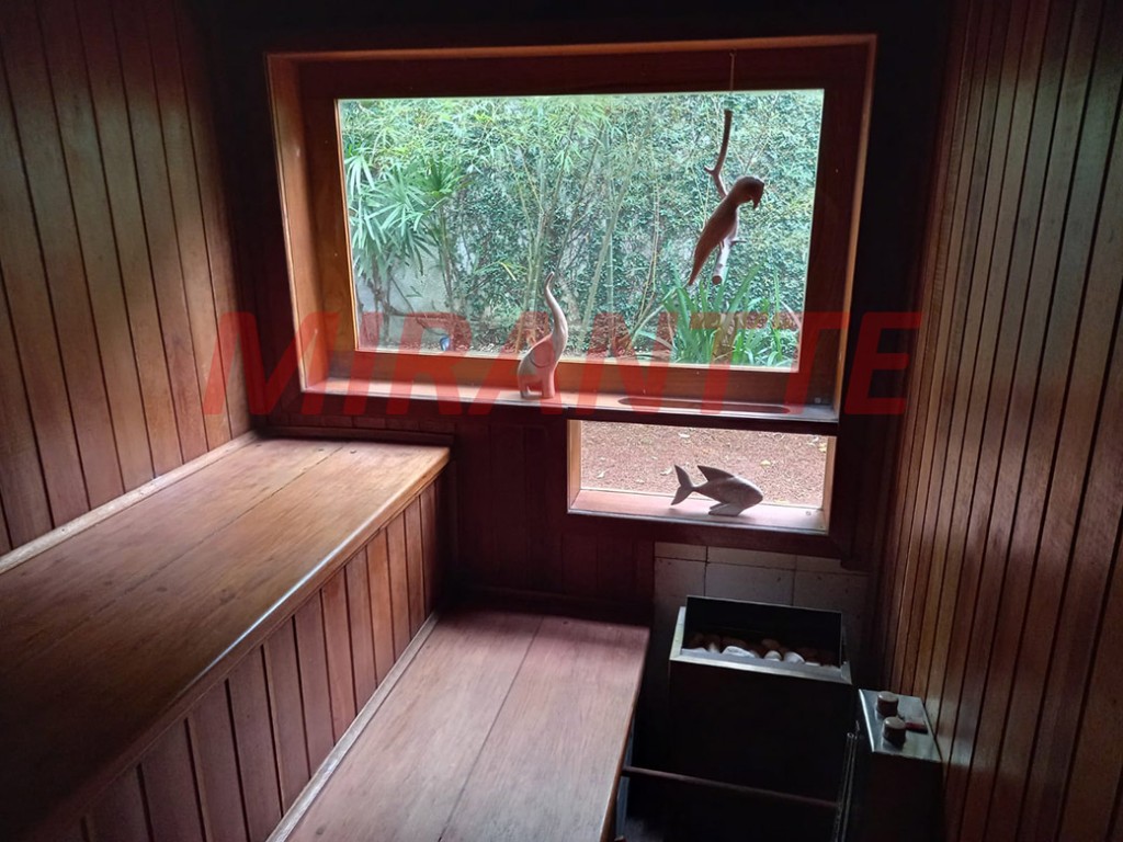 Sobrado de 324m² com 4 quartos em PARQUE PETROPOLIS