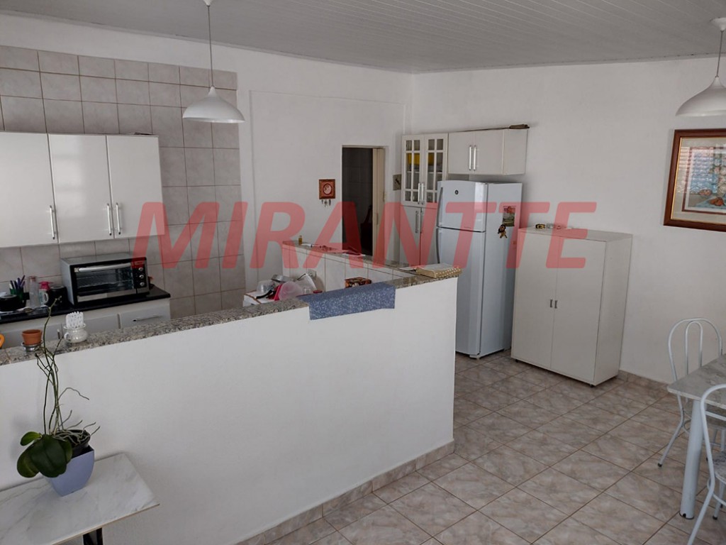 Sobrado de 189m² com 5 quartos em Barreiro – Mairiporã