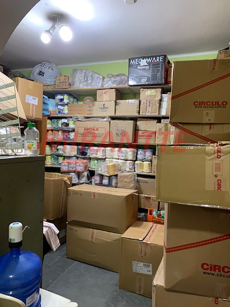 Comercial de 110m² em Santana