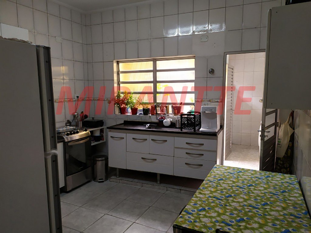 Sobrado de 186m² com 4 quartos em Parada Inglesa