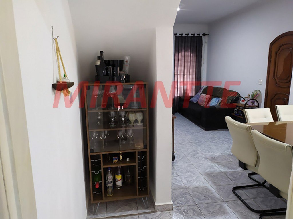 Sobrado de 186m² com 4 quartos em Parada Inglesa