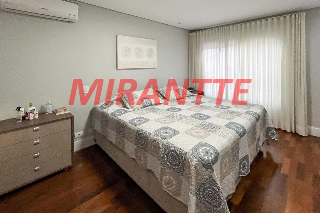 Sobrado de 287m² com 4 quartos em Jardim França