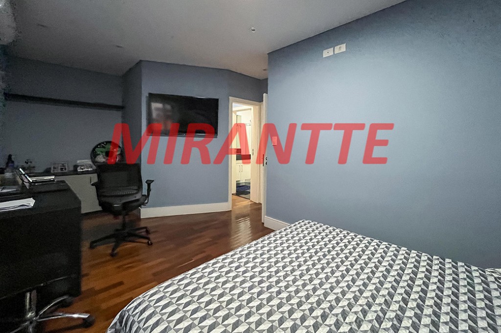 Sobrado de 287m² com 4 quartos em Jardim França