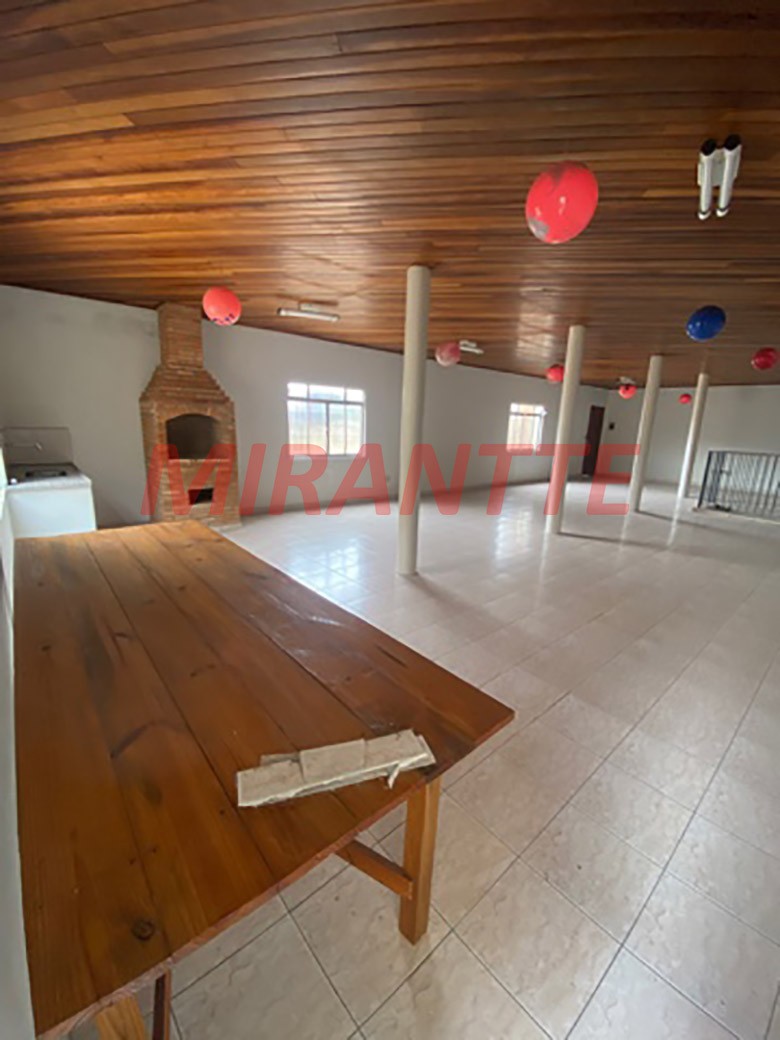 Sobrado de 550m² com 3 quartos em Pedra Branca