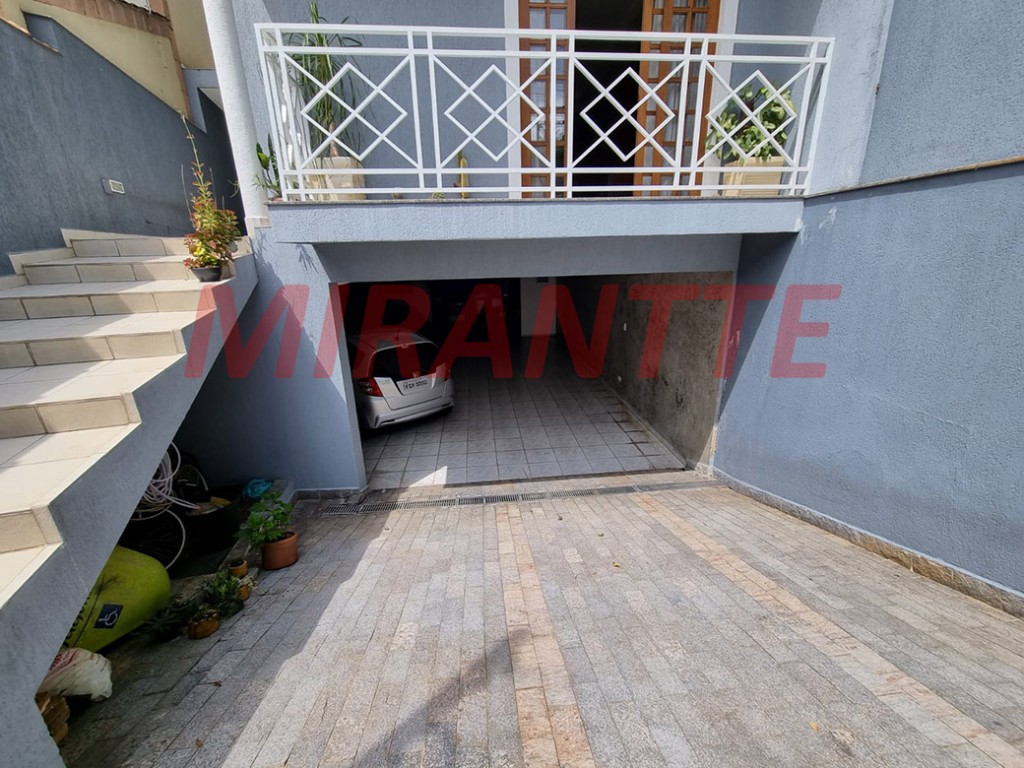 Sobrado de 340m² com 4 quartos em Jardim Consolata