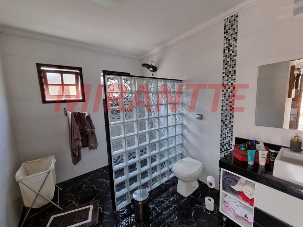 Sobrado de 340m² com 4 quartos em Jardim Consolata