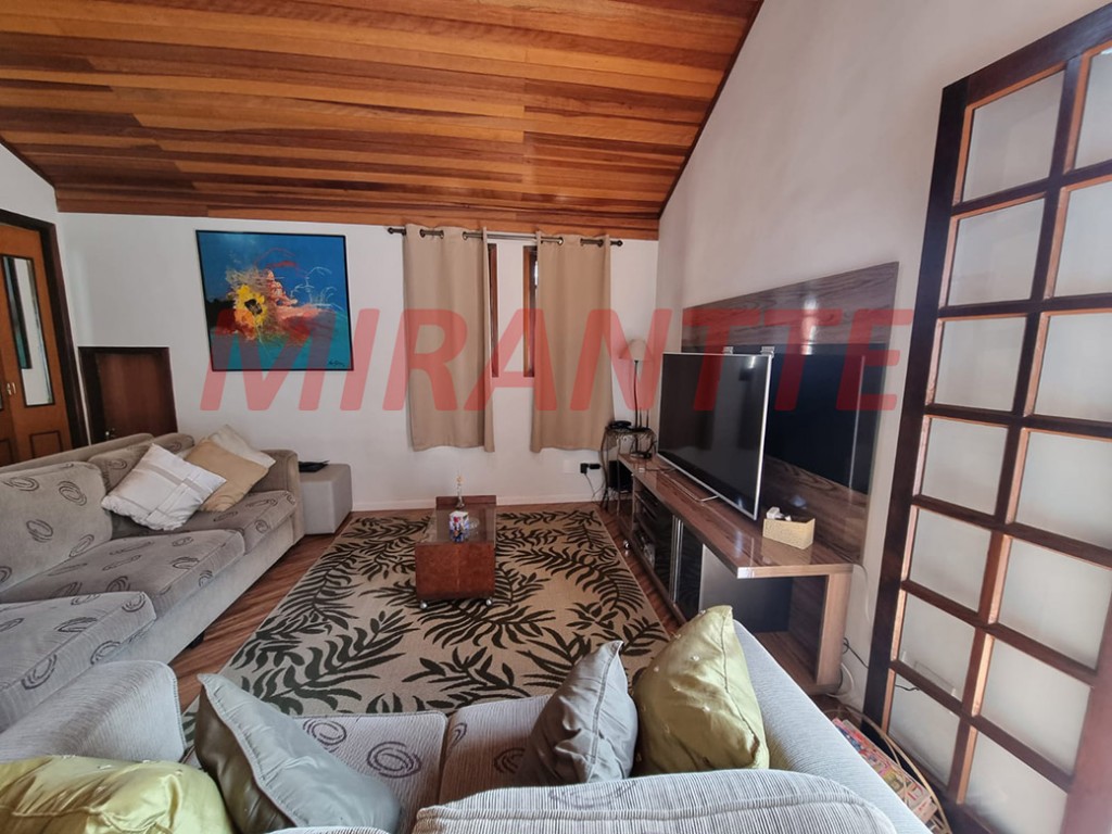 Sobrado de 340m² com 4 quartos em Jardim Consolata