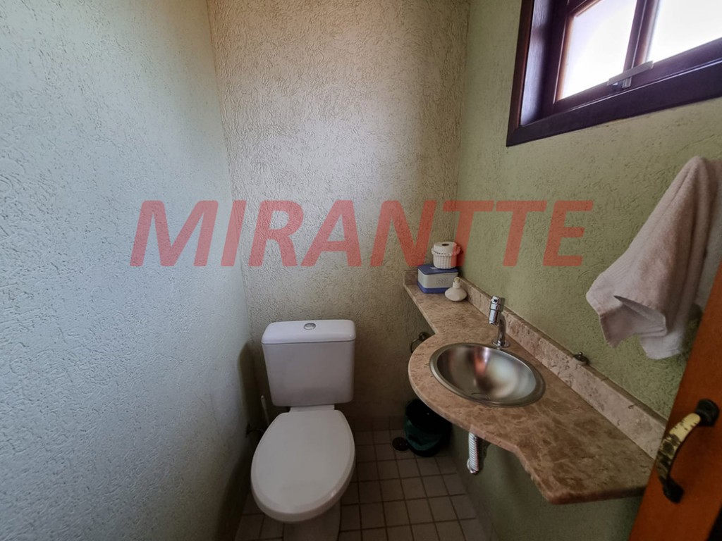Sobrado de 340m² com 4 quartos em Jardim Consolata