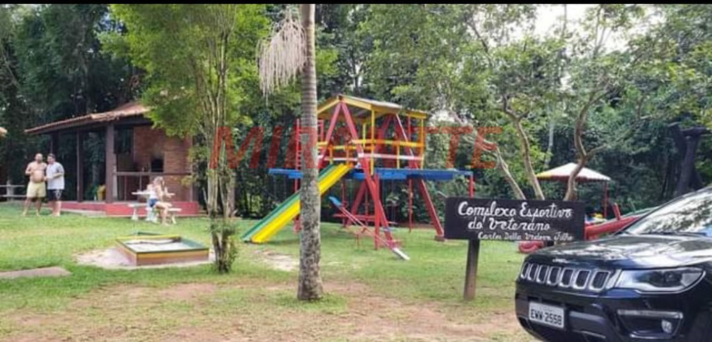 Terreno de 2690m² em Serra Da Cantareira