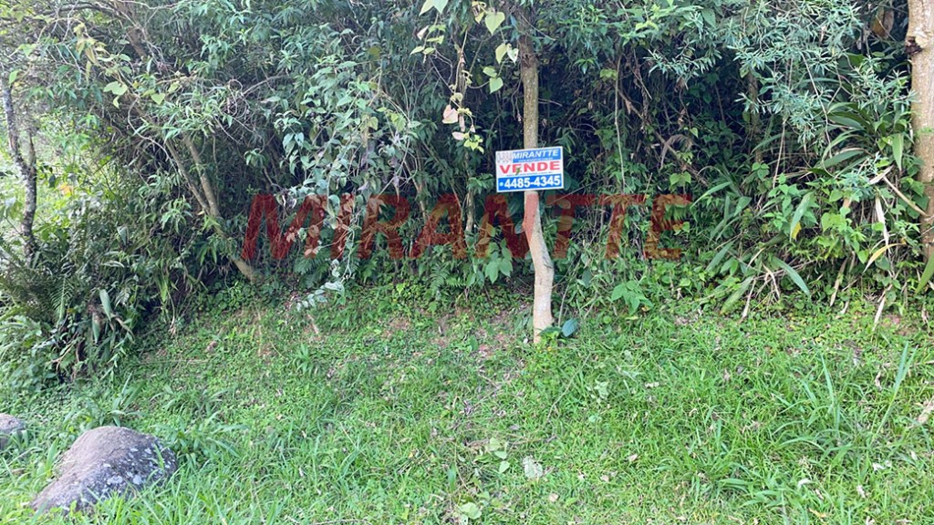 Terreno de 2690m² em Serra Da Cantareira