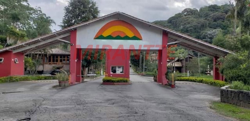 Terreno de 2690m² em Serra Da Cantareira