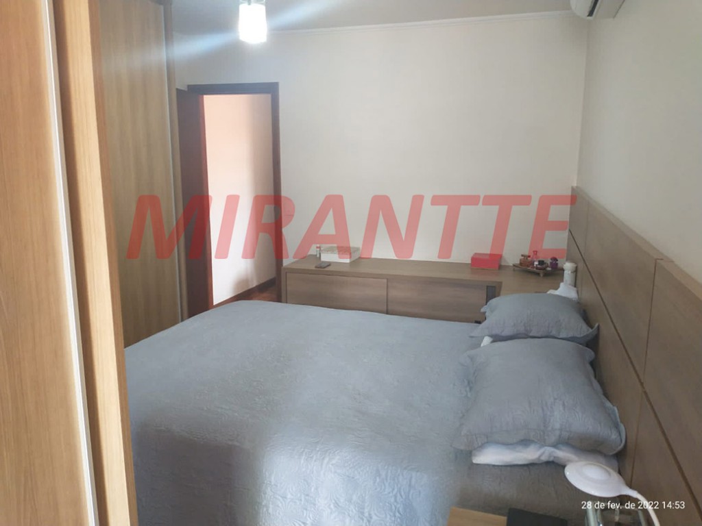 Sobrado de 166m² com 3 quartos em Vila Ester