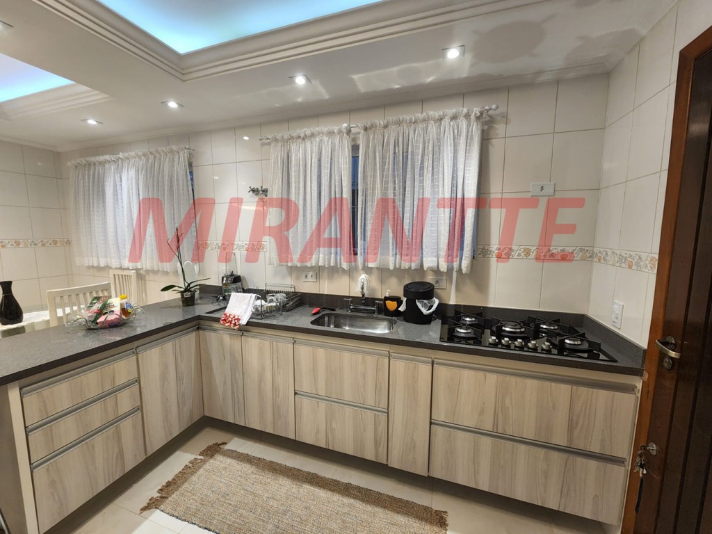 Sobrado de 103m² com 3 quartos em Imirim
