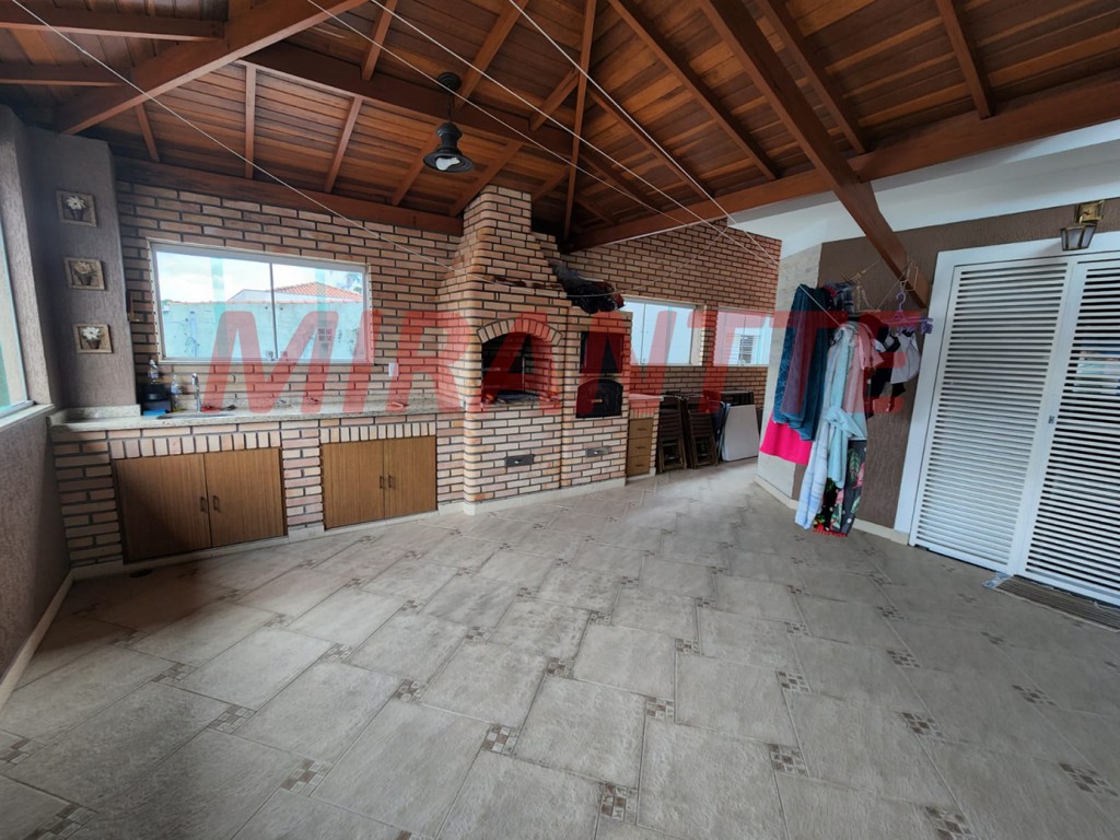 Sobrado de 103m² com 3 quartos em Imirim