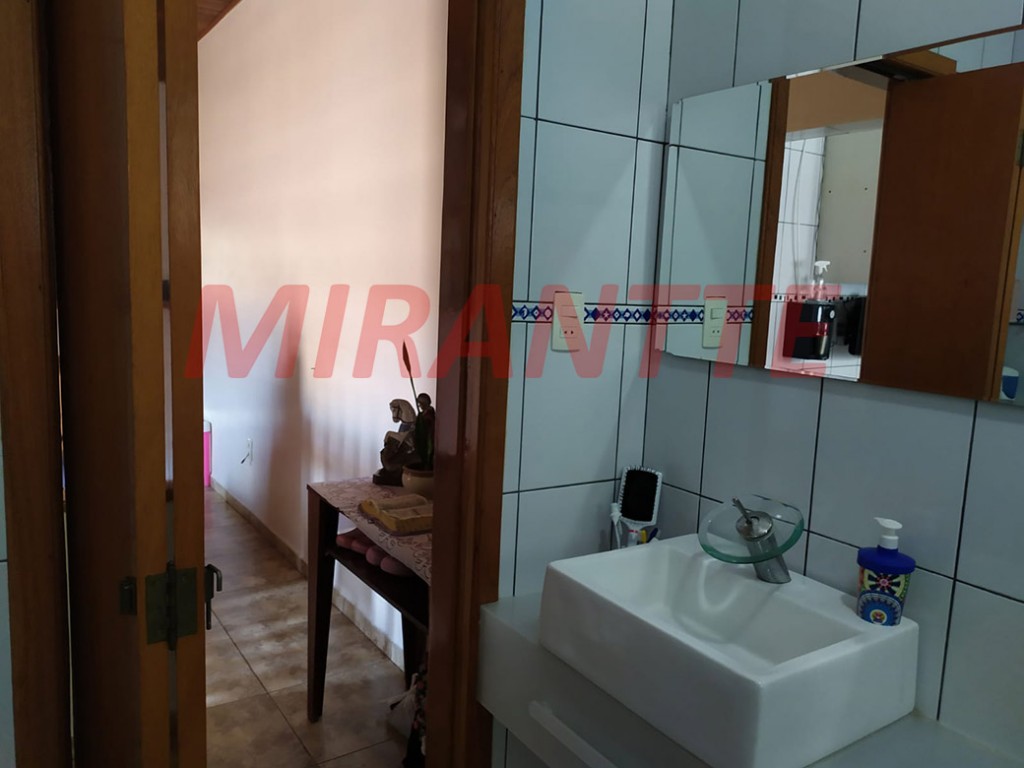 Sobrado de 208m² com 4 quartos em Casa Verde