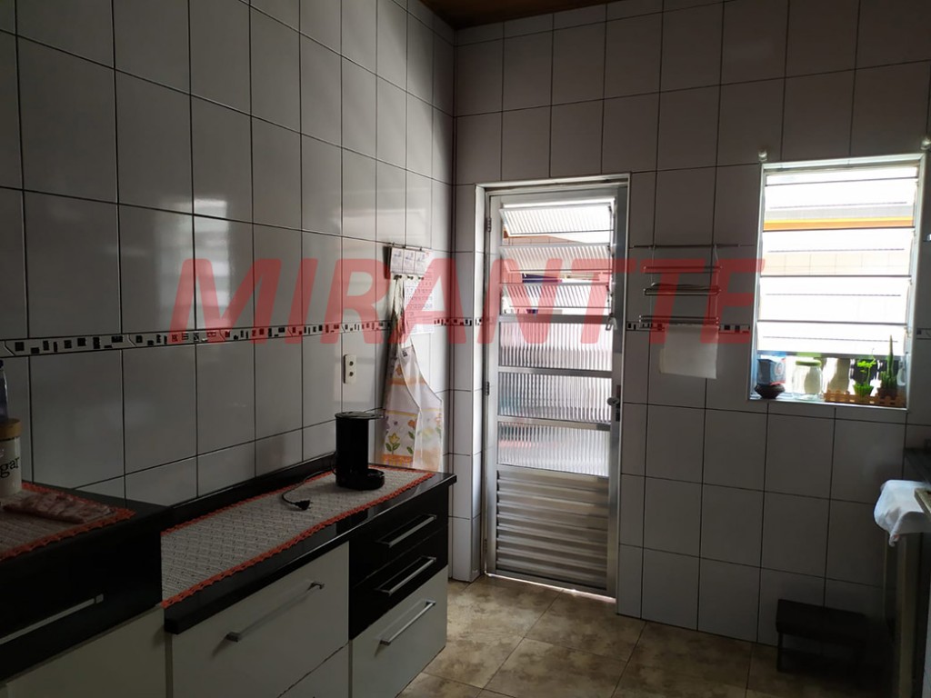 Sobrado de 208m² com 4 quartos em Casa Verde
