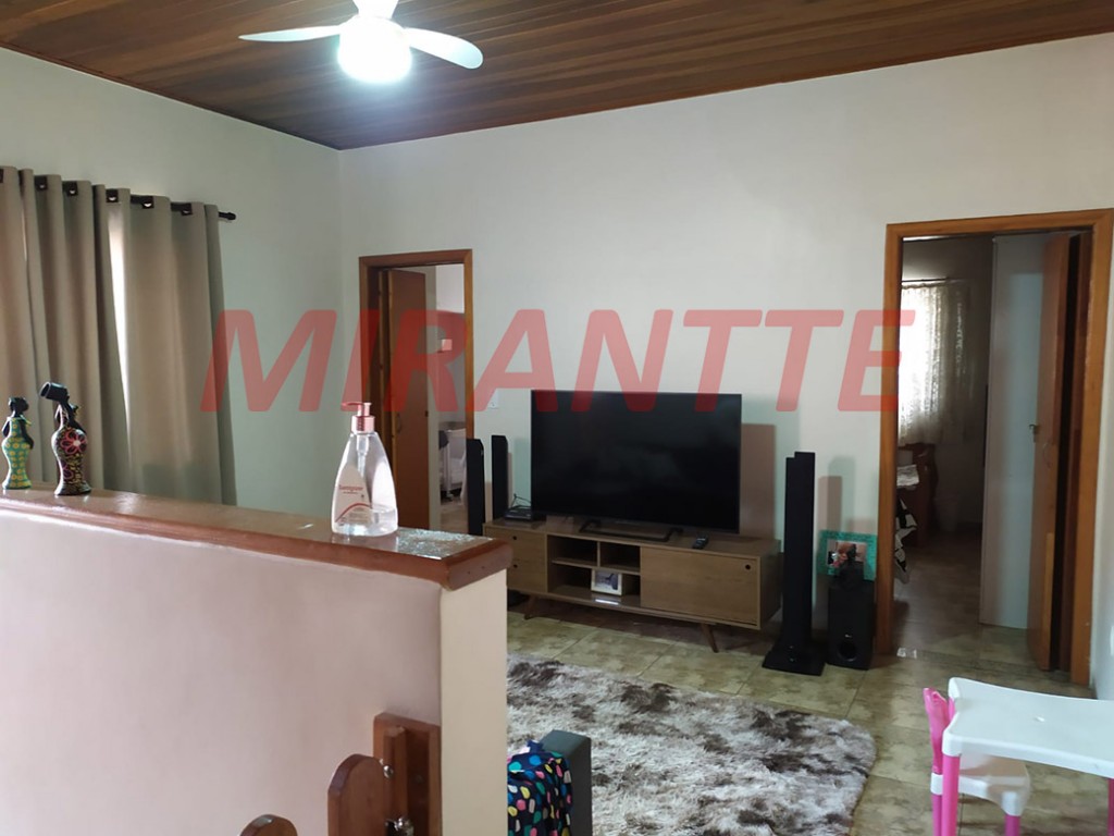 Sobrado de 208m² com 4 quartos em Casa Verde